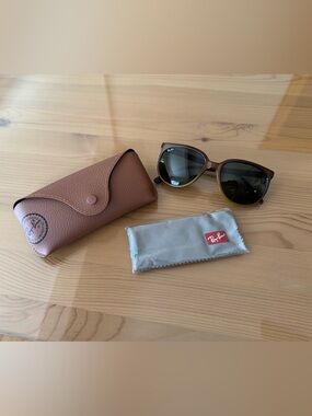 Vintage Ray-Ban Brown Tortoiseshell Frame Sunglasses with Black Lenses